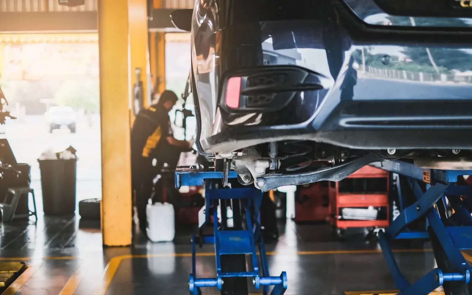 Mechanic's Lien vs Bank Lien: When the Shop Holds Your Car — New York