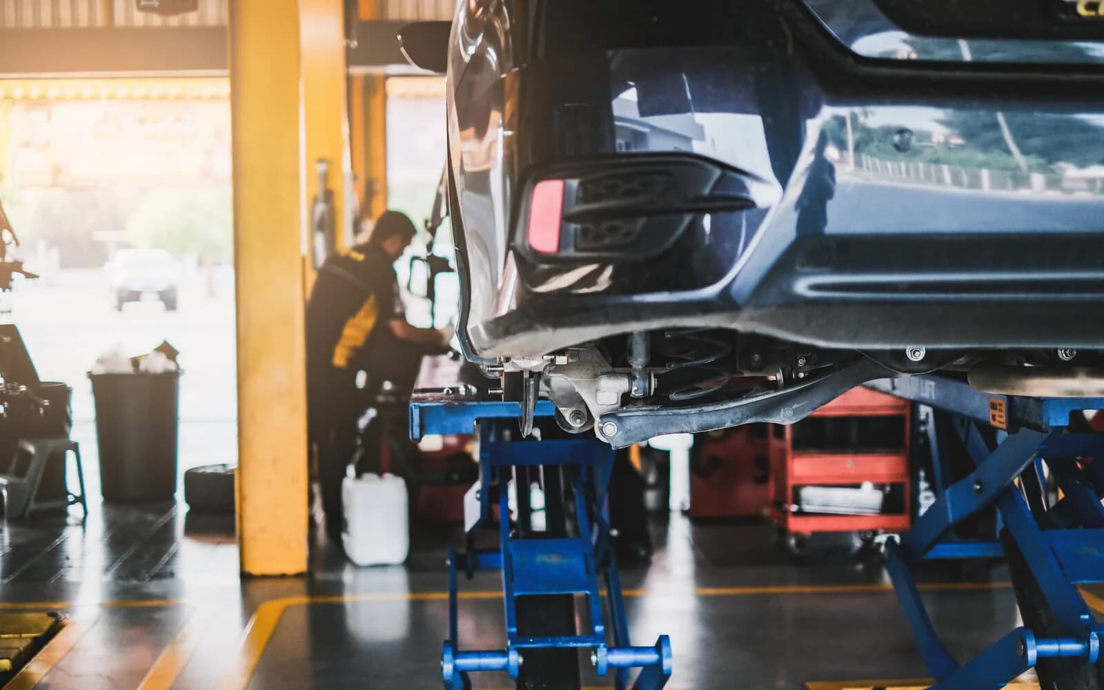 Mechanic's Lien vs Bank Lien: When the Shop Holds Your Car — New York